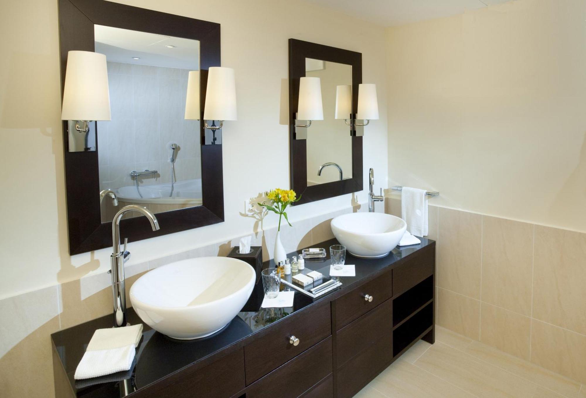 Seehotel Astoria Portschach am Worthersee Bagian luar foto