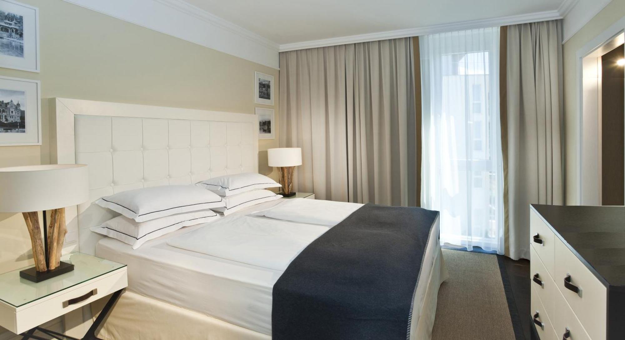 Seehotel Astoria Portschach am Worthersee Bagian luar foto